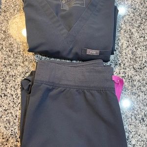 Figs midnight sky xs scrub set